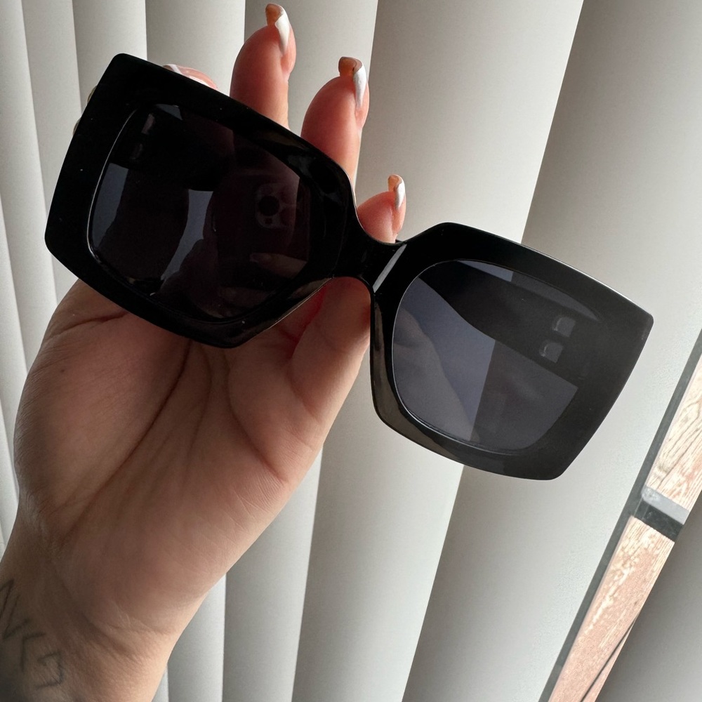 Fashion Glasses - Picture 5 of 6